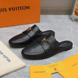 Picture of Louis Vuitton Slippers _SKULVsz35-41mnf0403575